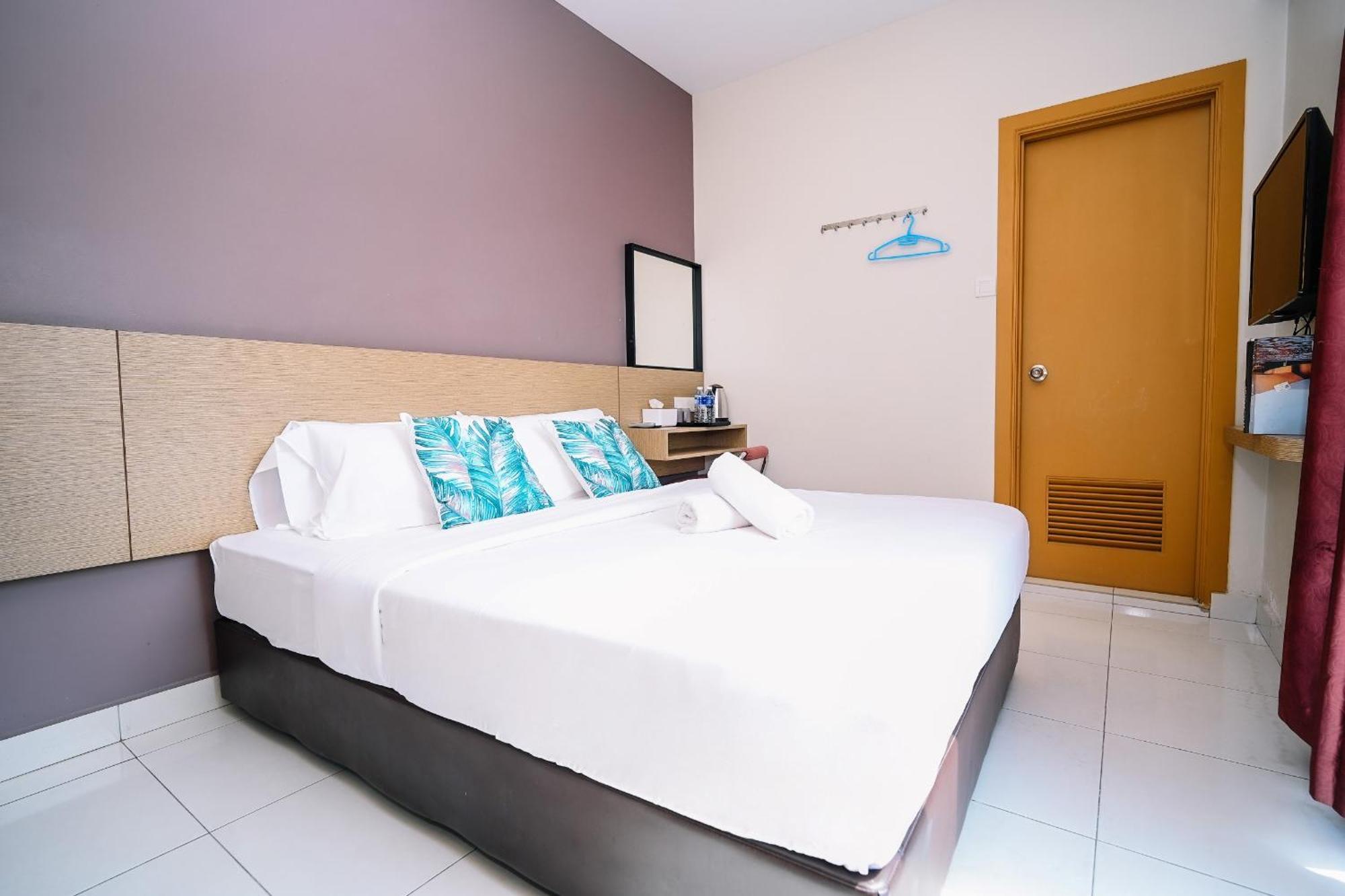 Swing & Pillows - Pj21 Petaling Jaya Exterior photo