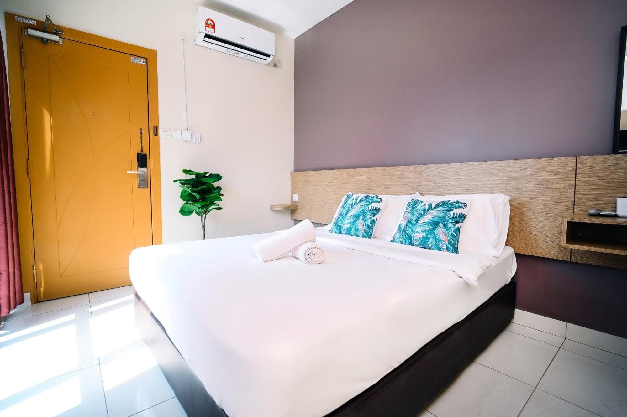 Swing & Pillows - Pj21 Petaling Jaya Exterior photo